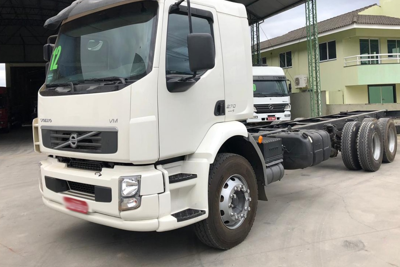 VM 270 Volvo - 12/12